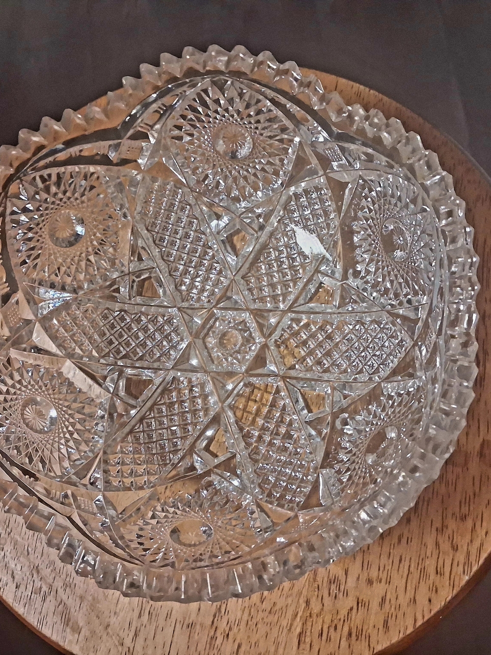 Decorative Cut Glass Serving Bowl - Clear